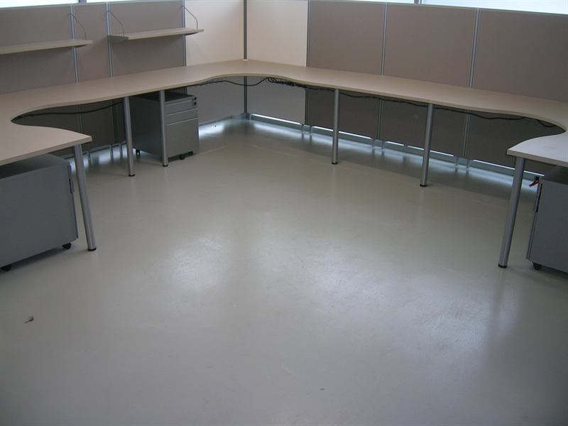 Office fitout: grey epoxy