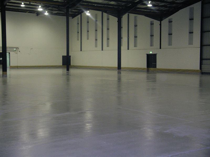 Finished floor, full length